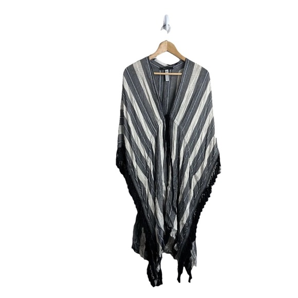 BCBGMaxAzria Stripe Beach Coverup Fringe - Picture 2 of 14